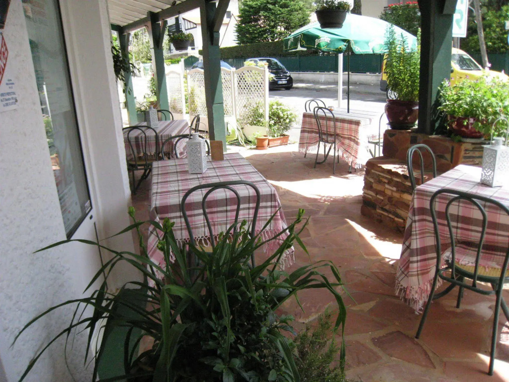 Logis Hôtel Les Tennis Men