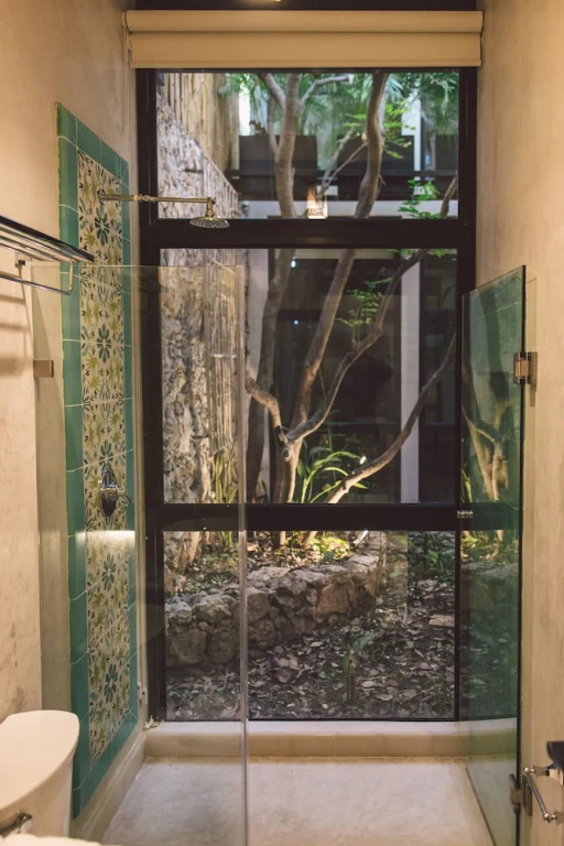 TreeHouse Boutique Hotel - Adults Only