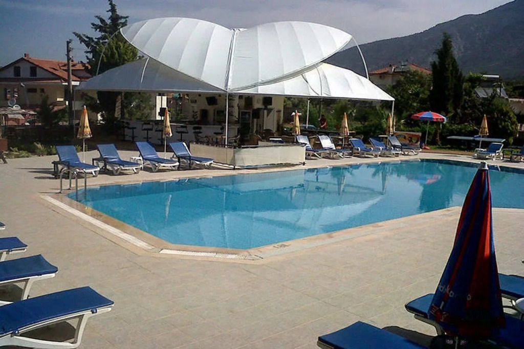 Ant Apart Hotel