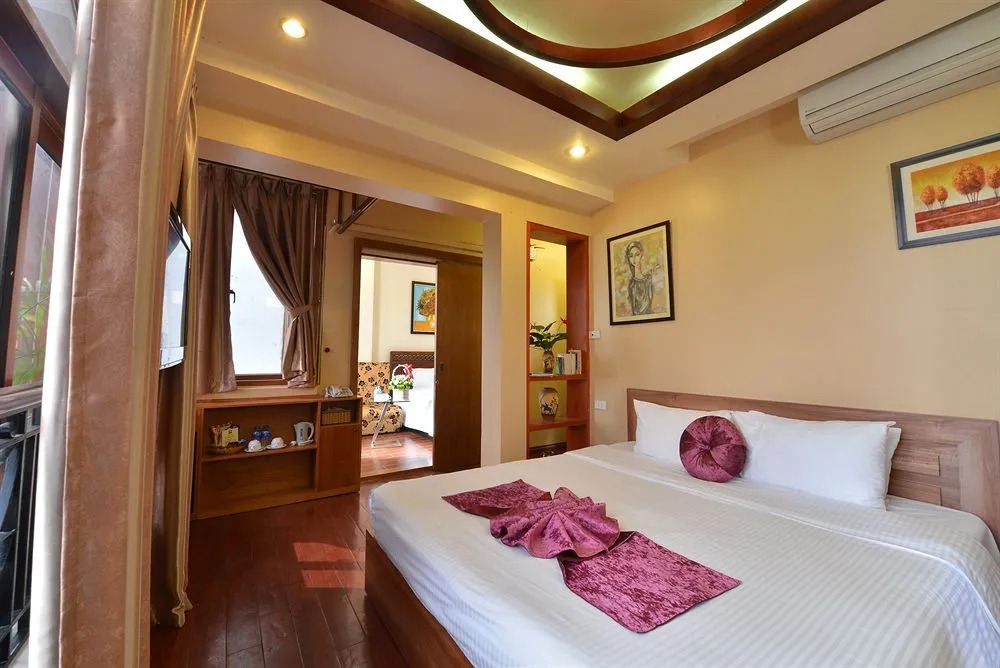 Hanoi Silver Moon Lakeview Hotel