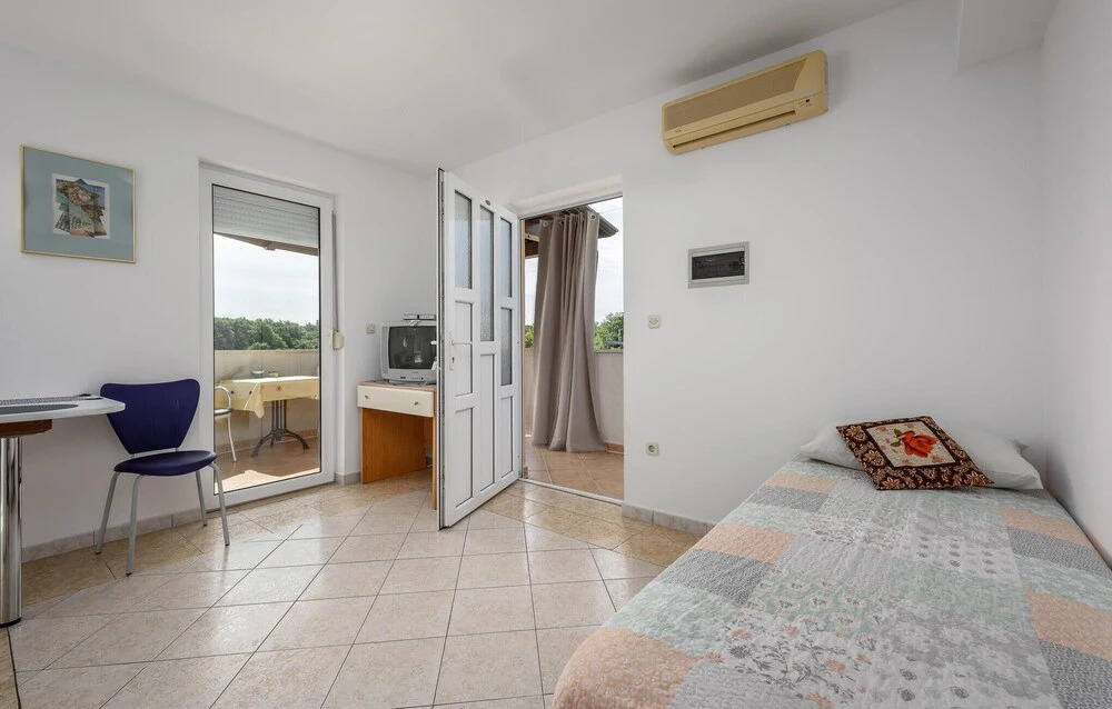 Beautiful Home in Porec With Wifi and 1 Bedrooms