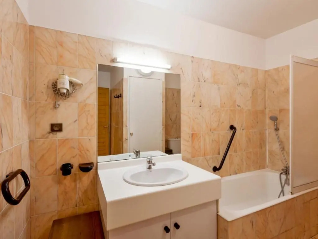 Appartement Brides-les-Bains, 1 pièce, 4 personnes - FR-1-512-227