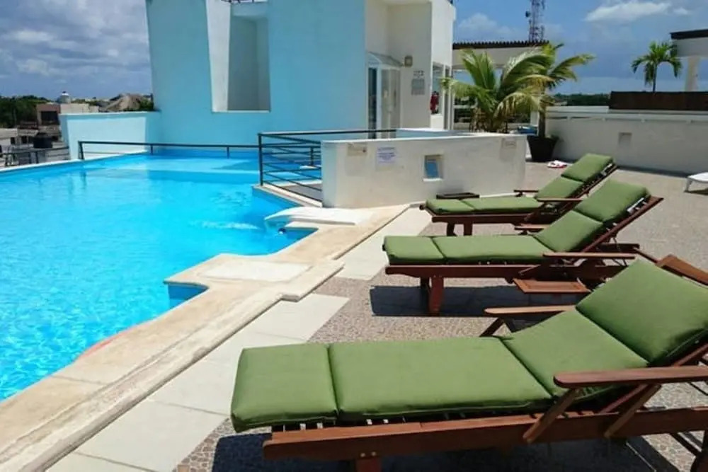 Apartment 101-2 Amalfi by Slieva Near 5th Avenue