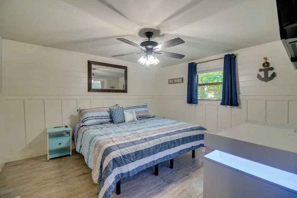 Game Room, Dock & Hot Tub: Grand Lake Getaway