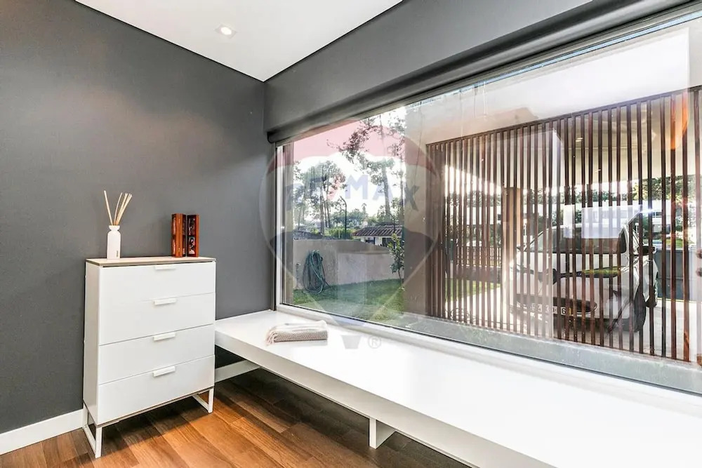 Modern 4-bed Villa 4K Beach 30k Lisbon