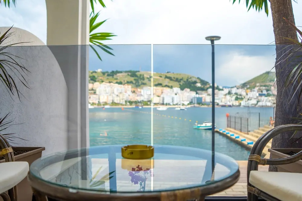 Adam & Eve Suites