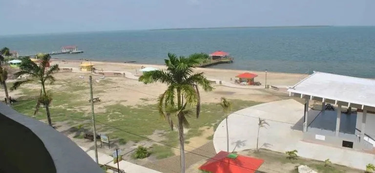 Best Caribbean Belize Pickwick Hotel