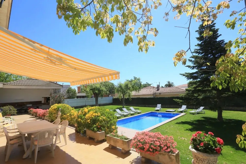 Villa Residencial Para 16 Personas en Cambrils