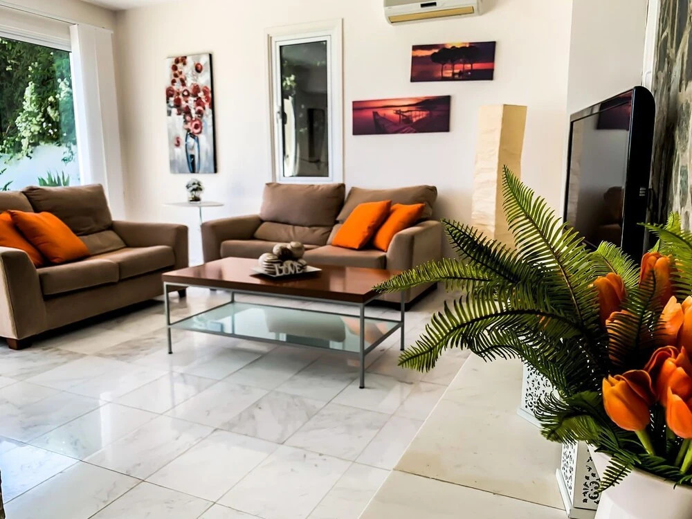 3 Bedroom Villa , With Fantastic sea View, Landscaped Garden Free Wi-fi