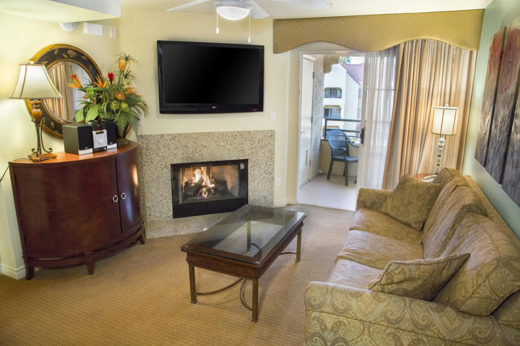 Holiday Inn Club Vacations at Desert Club Resort