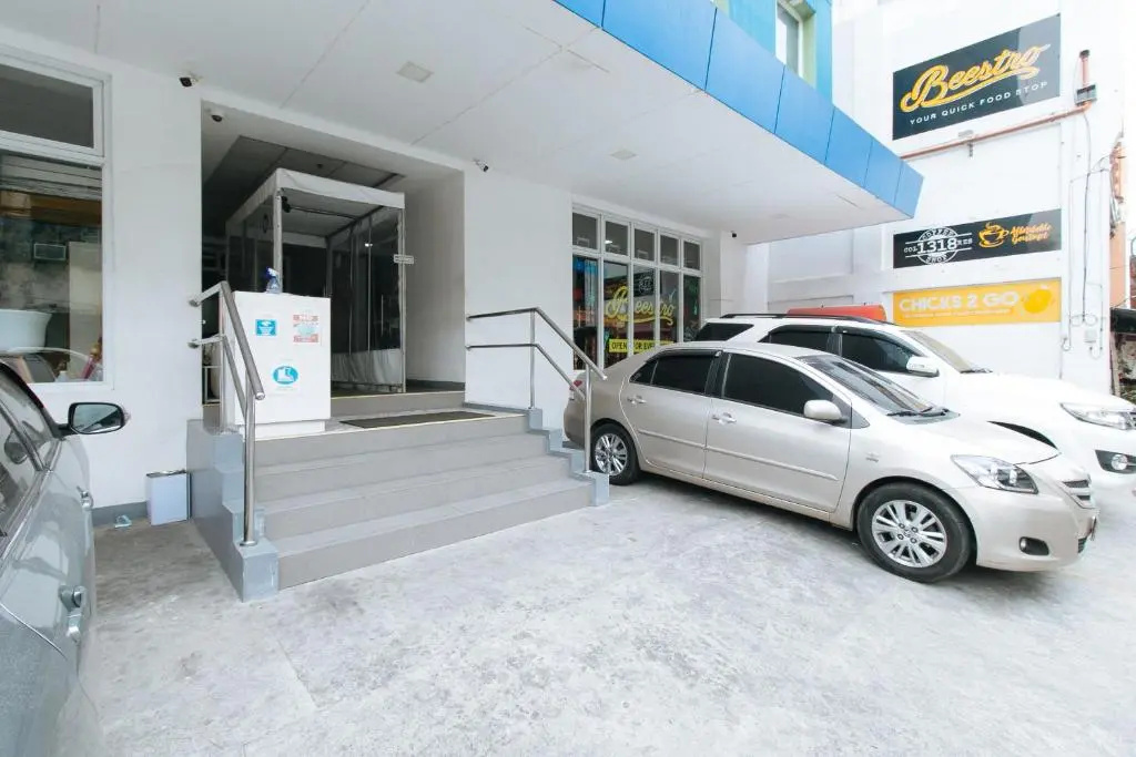 Collection O Metro Manila near University Belt formerly 1318 Residences