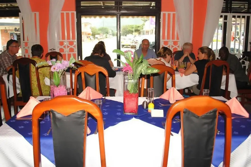 Sandton Hotel Kasese
