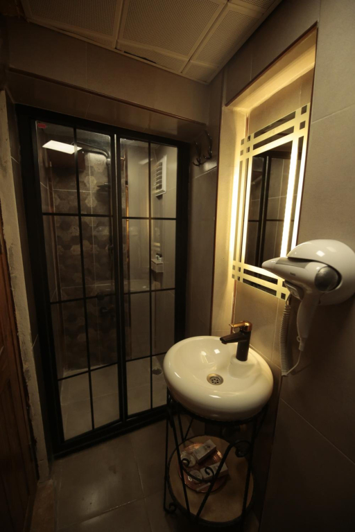 BABIL ANTIQUE HOTEL