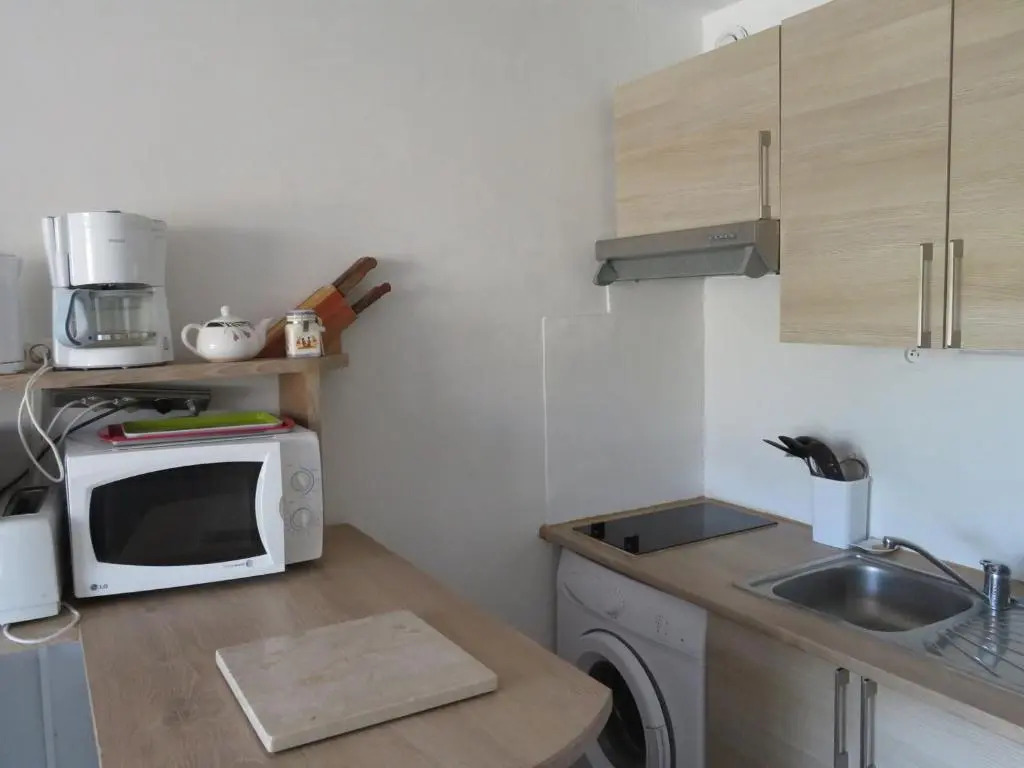 Appartement Sète, 1 pièce, 3 personnes - FR-1-338-360