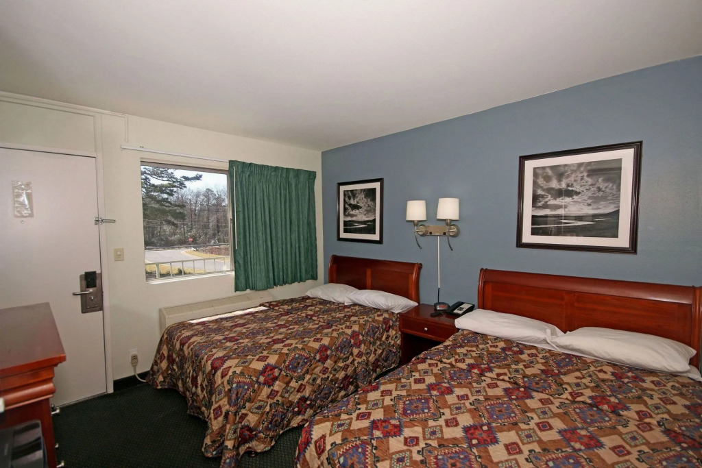 Royal Inn and Suites Charlotte Airport