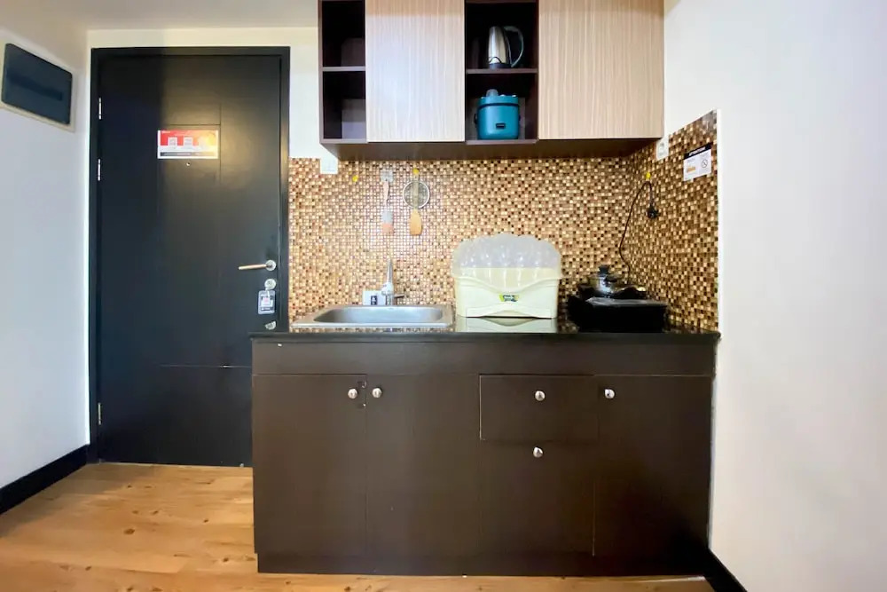 Comfy And Minimalist 1Br At The Wave Kuningan Apartment