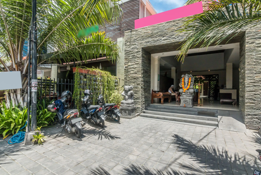 Sans Vibes Puri Mango Hotel Sanur