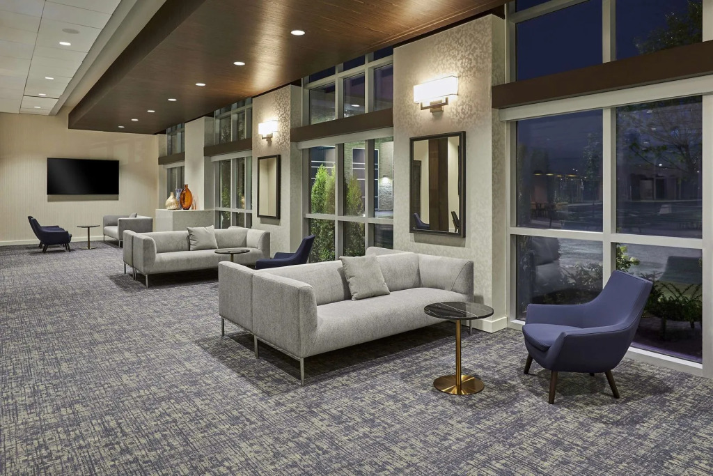 Hyatt Place Toronto Mississauga and Luxe Convention Centre