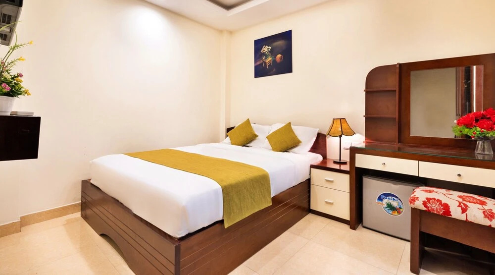 HANZ Front Green Park Hotel
