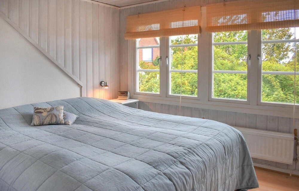 Stunning Home In Simrishamn With Wifi