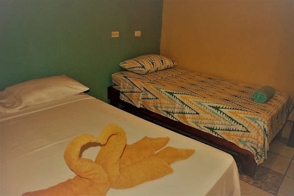 Hotel Marino Lodge