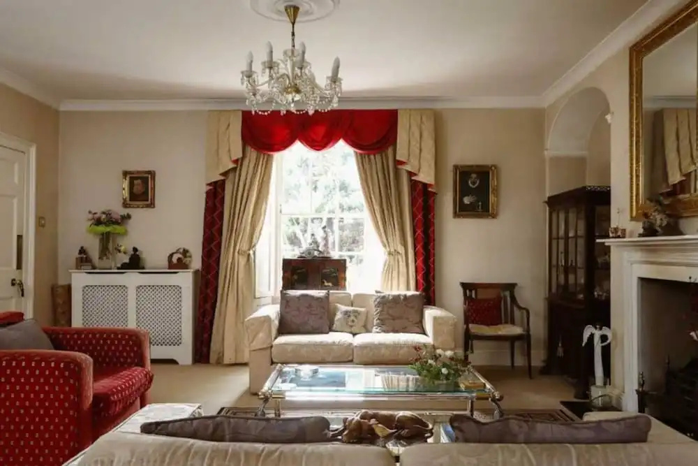 Prospect House Elegant Georgian 4BR Home Durnham
