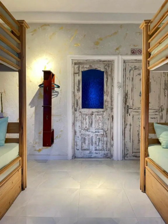 Habibi Hostel & Restaurant