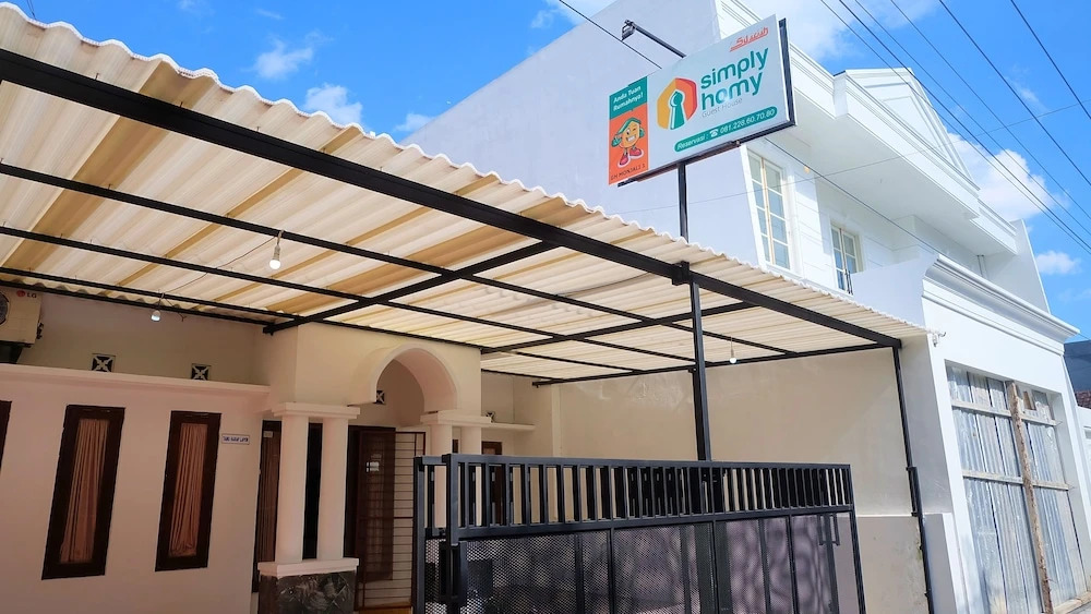 Homestay Syariah Monjali Taman Pelangi by Simply Homy