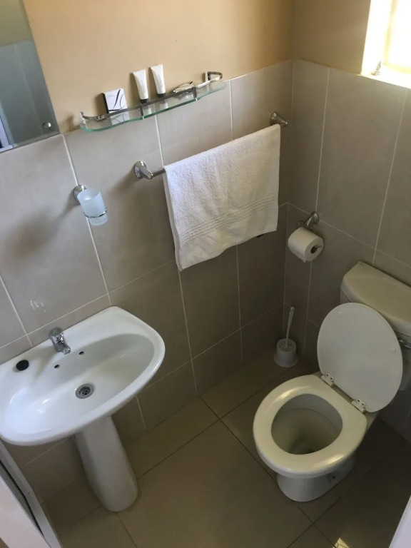 Bridgeville Guest House