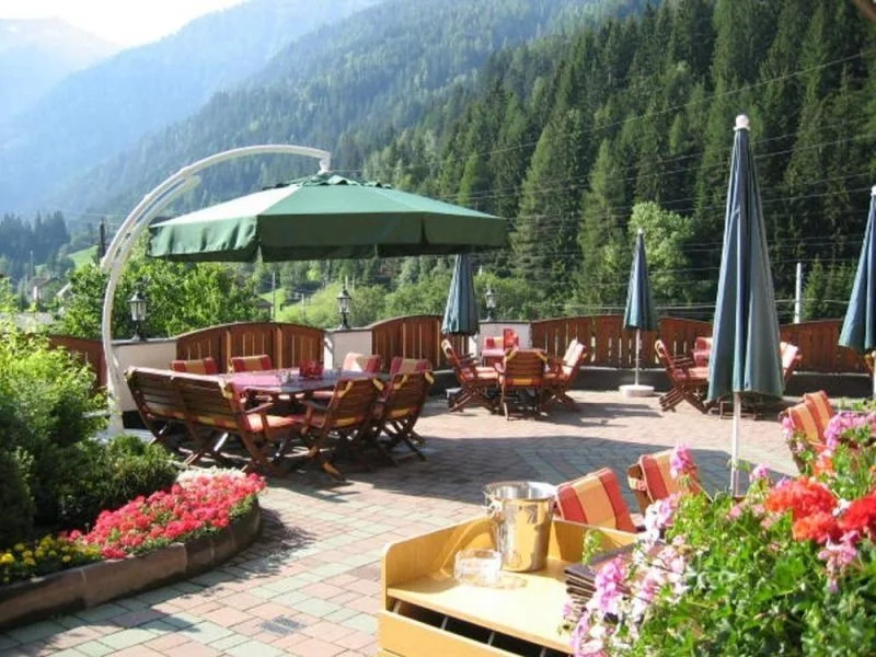 Hotel Troschana