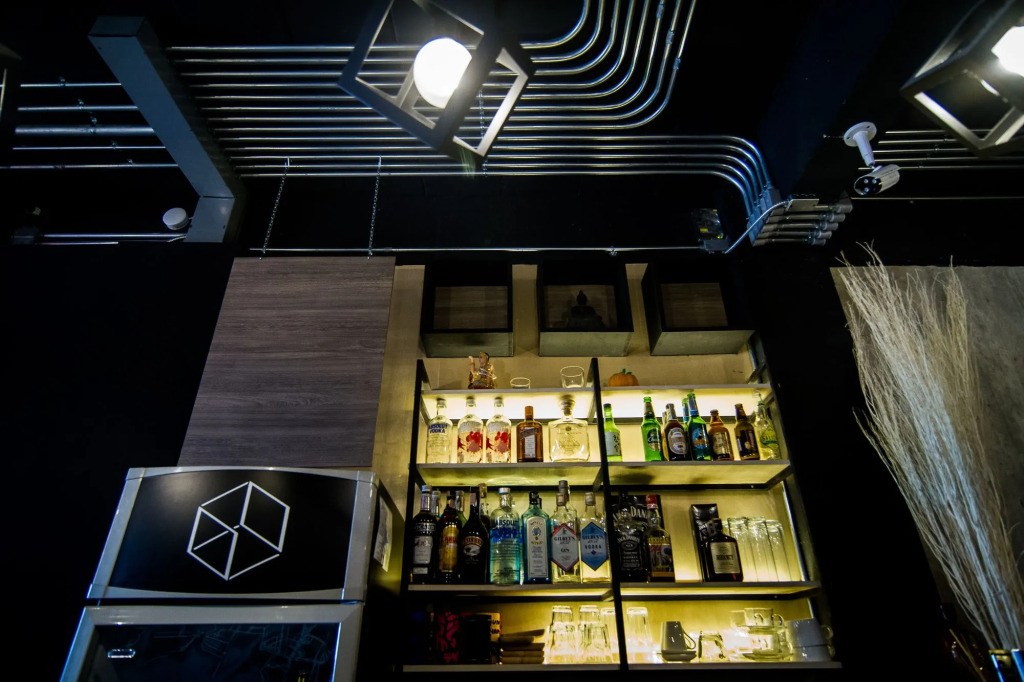 Box Poshtel