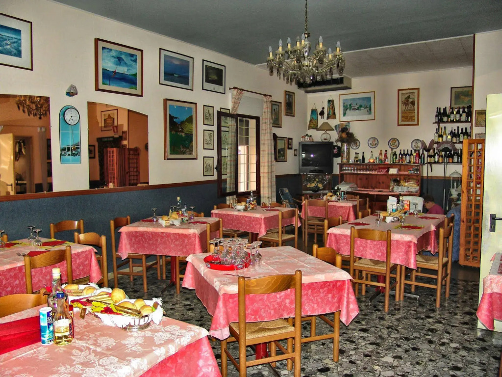 Hotel Villa Dina