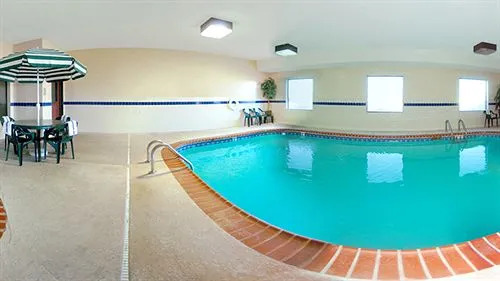Comfort Suites Mattoon East