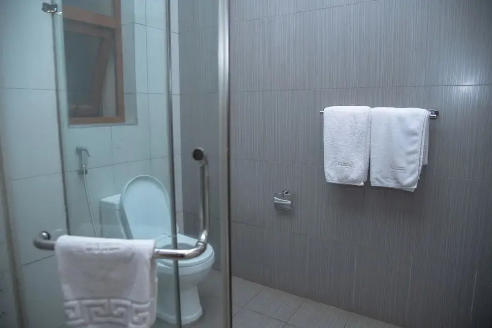1-Bdrm Apartment w\a pool in Westlands near sarit