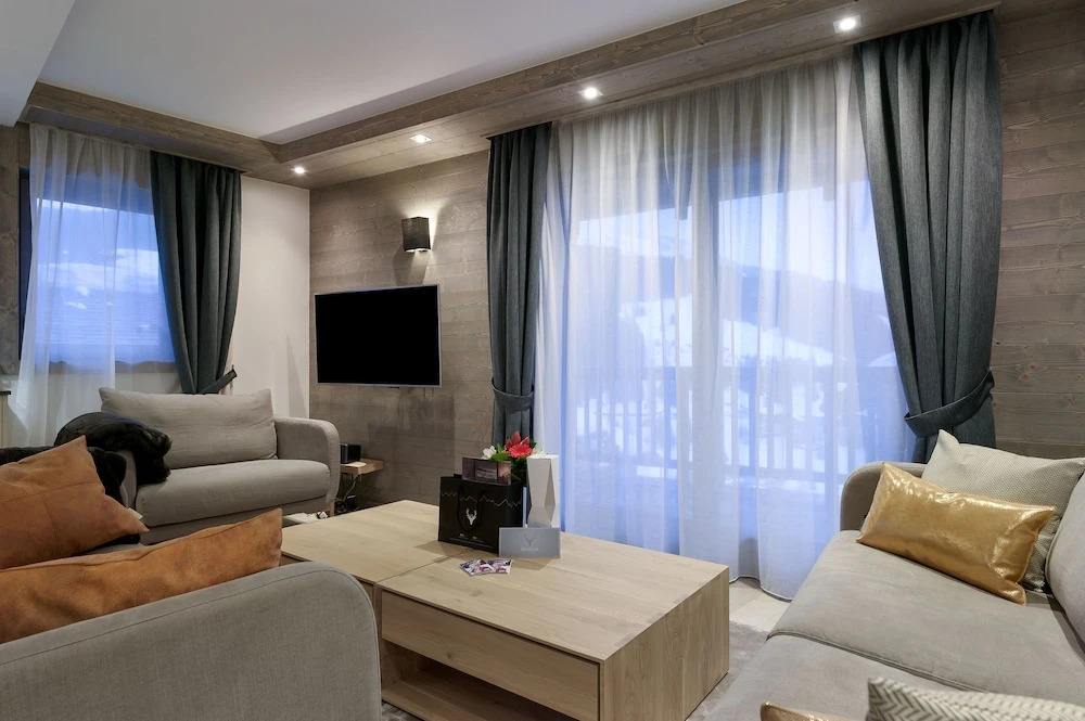 Le C Residence Apartments T3 Cabin A02