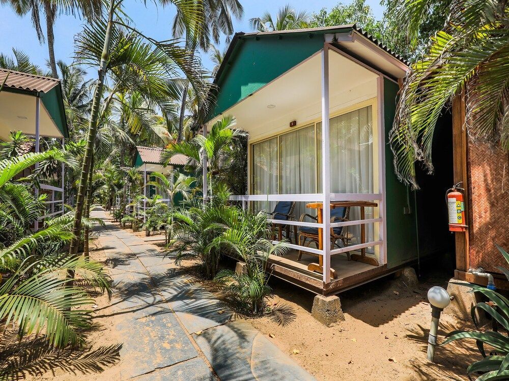 Capital O 41974 Village Susegat Beach Resort