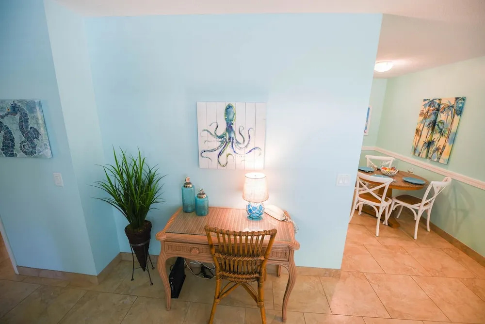 Southern Breeze 1 Apartment 2