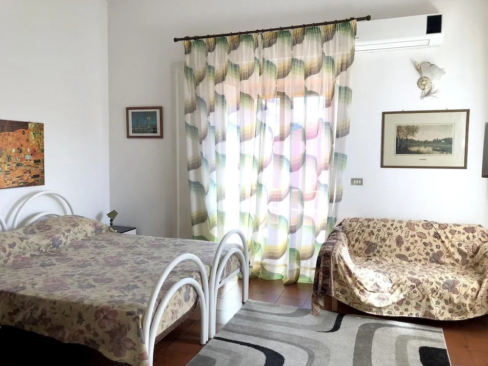 Apartment With one Bedroom in Acireale, With Furnished Terrace - 50 m