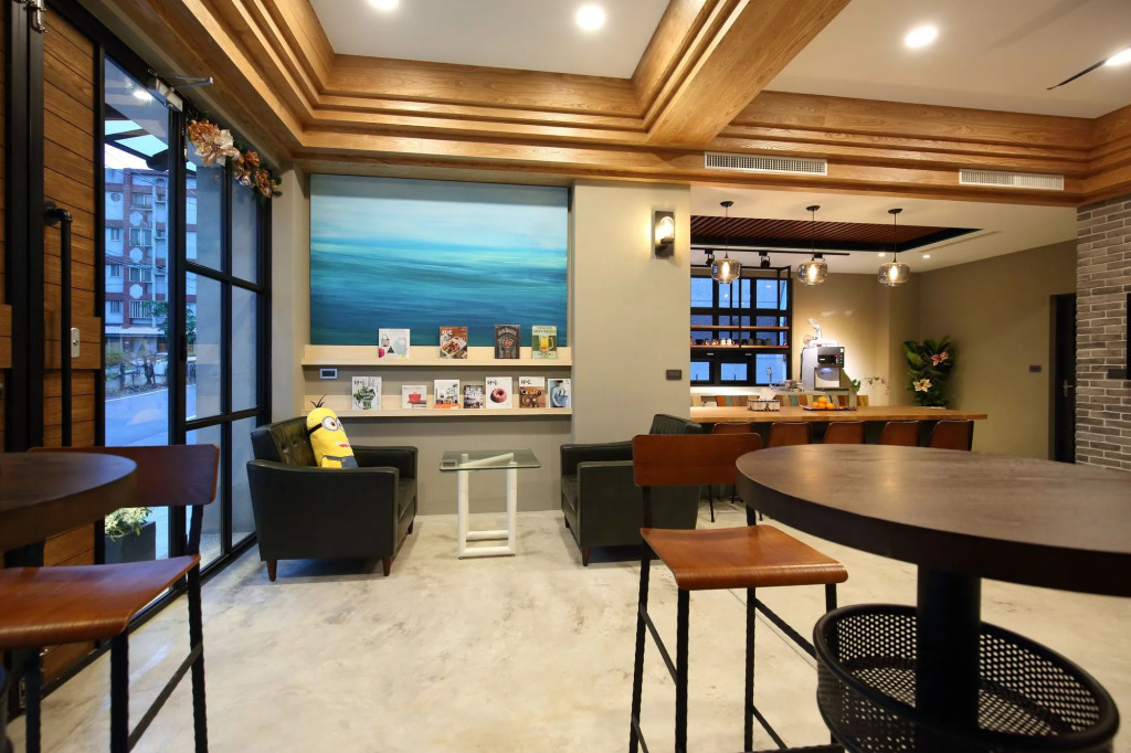 MIDORI Hostel