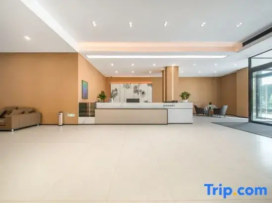 “GreenTree Inn Zhumadian High-Speed Rail Station People's Hospital Branch