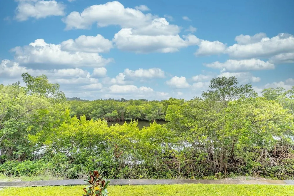 3260 Little Harbor