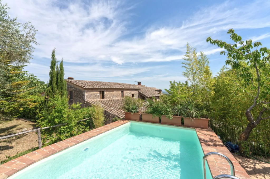 Podere Lorena Authentic famrhouse with pool immersed in the countryside-Podere Lorena