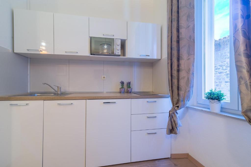 Studios & Apartments Porto
