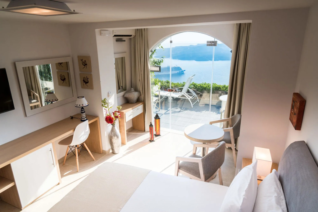 Kratiras View Luxury Suites