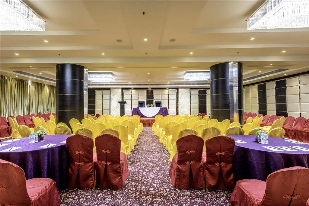 Jaipur Inn