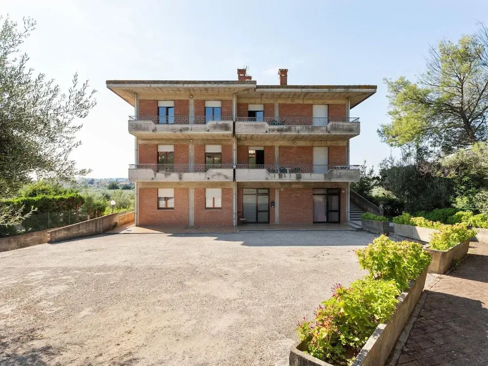 Cozy apartment with swimming pool and gym on Lake Trasimeno