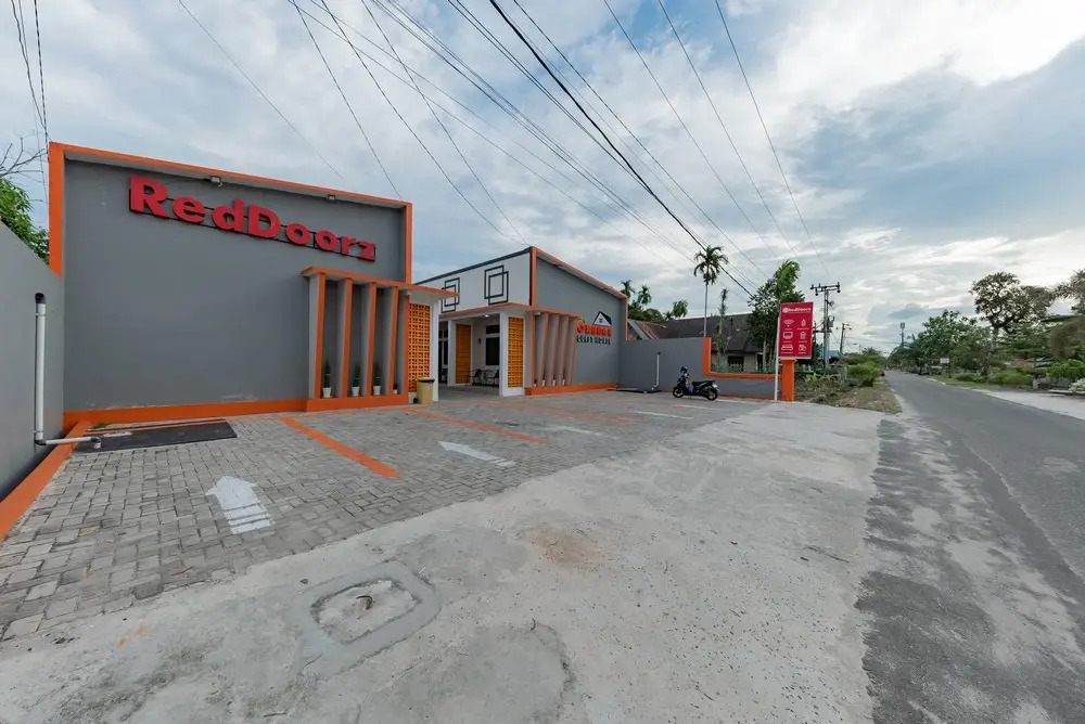 RedDoorz Plus at Orange Diponogoro Palangkaraya