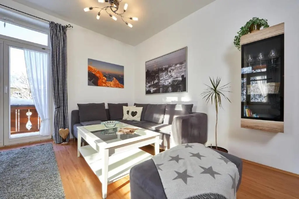 Apartments Alte Villa