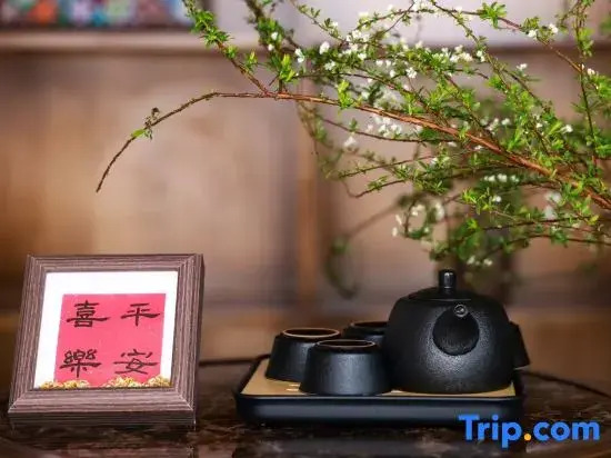 Jianchuan No.1 Riverview Bai-style Courtyard (Shaxi Ancient Town)