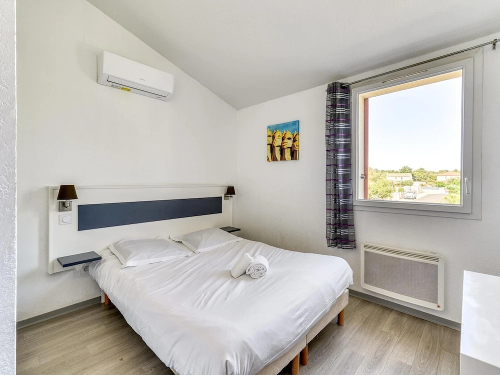 Flat With Wellness & 3km to Beach